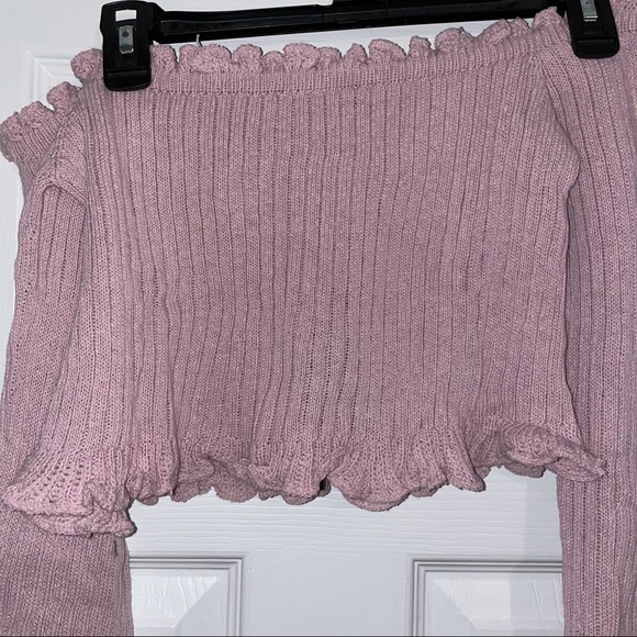 Muave Off The Shoulder Ribbed Crop Top - Picture 7 of 9